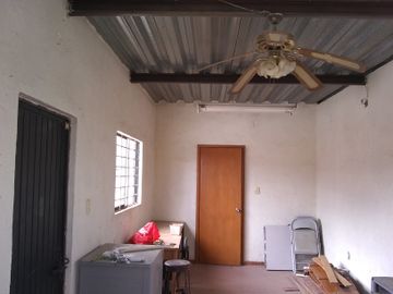 LOCAL EN VENTA MUY CENTRICO