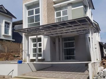 Hunian mewah ala villa sejuk LIMITED STOCK Di Cipageran Kolmas