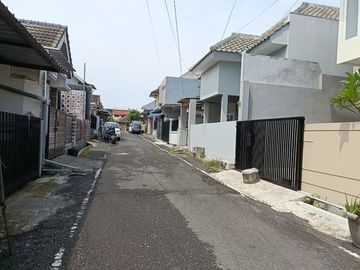 Rumah di Jalan Ikan Ikan Lowokwaru Kota Malang