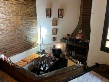 Casa en venta en Castelar Sur