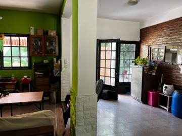 Casa en venta en Castelar Sur
