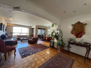 Se Vende Amplio Departamento en Viña del Mar