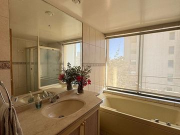 Se Vende Amplio Departamento en Viña del Mar