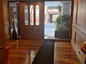 Venta Departamento 3 Ambientes  con cochera y Baulera - Villa Urquiza - Categoria