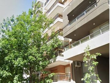 Venta Departamento 3 Ambientes  con cochera y Baulera - Villa Urquiza - Categoria