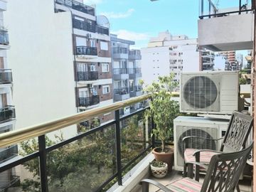Venta Departamento 3 Ambientes  con cochera y Baulera - Villa Urquiza - Categoria