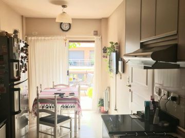 Venta Departamento 3 Ambientes  con cochera y Baulera - Villa Urquiza - Categoria