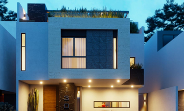Casa en Venta en Fraccionamiento Monterra con Salon de juegos.
