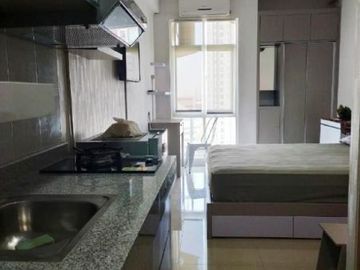 APARTEMENT BALEHINGGIL Hadap Selatan ( kearah sungai) jadi adem, Furnish