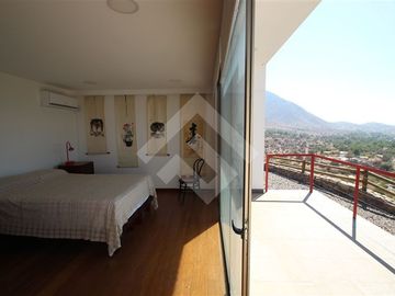 Casa en Venta en Camino Del Cerro 101