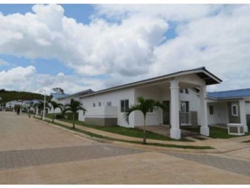 VENDO CASA. EN ARRAIJAN PLAYA DORADA LAS OLAS 🌊 3R