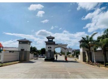 VENDO CASA. EN ARRAIJAN PLAYA DORADA LAS OLAS 🌊 3R