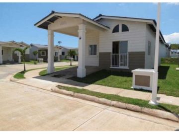 VENDO CASA. EN ARRAIJAN PLAYA DORADA LAS OLAS 🌊 3R