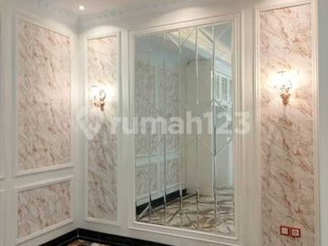 Dijual Rumah Pribadi Baru di Mampang Jaksel + Kolam Renang