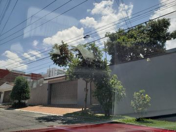 CASA EN VENTA  COLONIA  LA NORIA PUEBLA ( Residencia)
