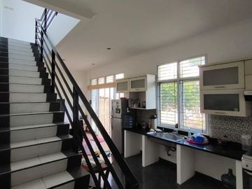 Rumah mewah siap huni AURI jatiwaringin