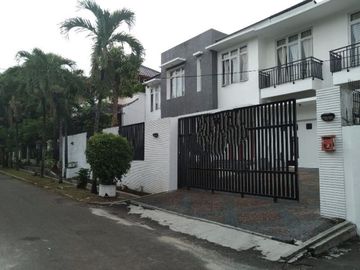 Rumah mewah siap huni AURI jatiwaringin