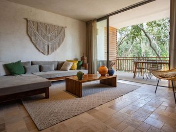 Penthouse con alberca privada,  amenidades y casa club, cocina con meseta