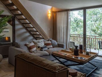 Penthouse con alberca privada,  amenidades y casa club, cocina con meseta