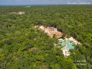Penthouse con alberca privada,  amenidades y casa club, cocina con meseta