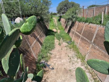 Venta Precioso Rancho en Aguascalientes al Pie de Carretera muy Completo