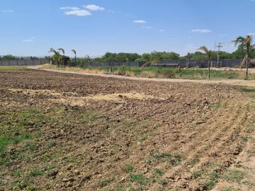 Venta Precioso Rancho en Aguascalientes al Pie de Carretera muy Completo