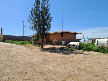 Venta Precioso Rancho en Aguascalientes al Pie de Carretera muy Completo