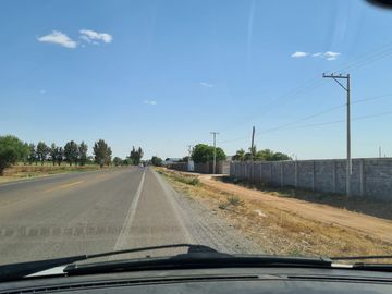 Venta Precioso Rancho en Aguascalientes al Pie de Carretera muy Completo