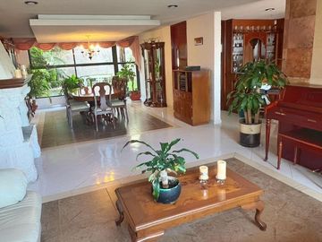 CASA EN VENTA EN LOMAS DE BELLAVISTA, Tlalnepantla