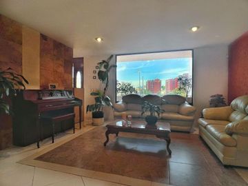 CASA EN VENTA EN LOMAS DE BELLAVISTA, Tlalnepantla