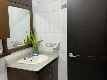 apartamento en venta en alto prado. Cod V12304