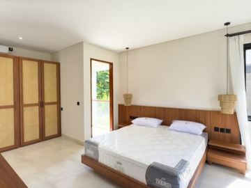 VILLA BARU DI LINGKAR UNUD JIMBARAN BADUNG, BALI