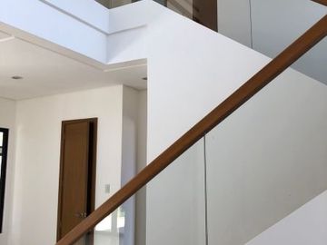 Luxury House&Lot in Ayala Southvale Now Ready for Sale!