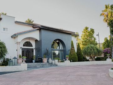 Amplia casa en Tecate, B.C.