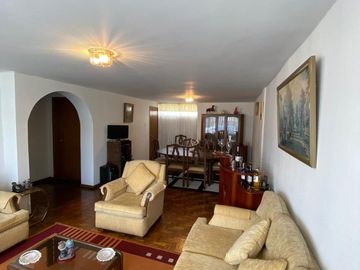 Casa en venta en Solca, Kennedy, Quito