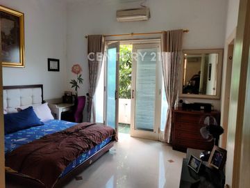 Rumah Siap Huni  2 Lantai Akses Jalan Besar Tebet Jakarta Selatan