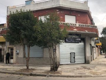 Casa PH en venta en Lomas del Mirador