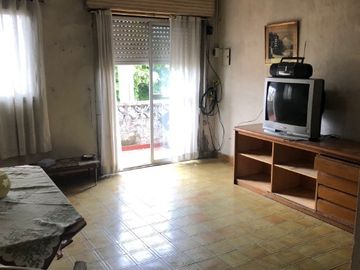 Casa PH en venta en Lomas del Mirador