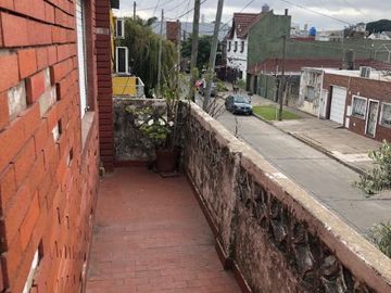 Casa PH en venta en Lomas del Mirador