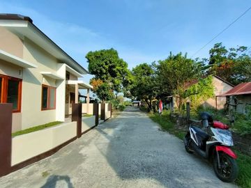 Rumah Cantik siap Huni dekat Kampus UAD 4