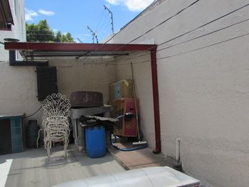 JIPIJAPA. CASA PRINCIPAL Y OTRA POSTERIOR.EN VENTA.