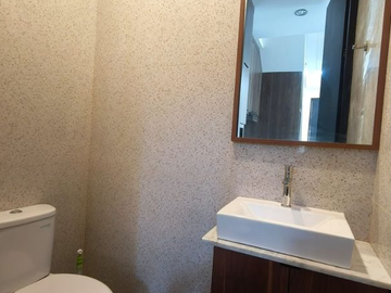 BRAND NEW VILLA FULL FURNISHED DI KOMPLEK GREEN KORI KEROBOKAN BADUNG