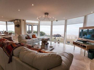 CASA CARILO FRENTE AL MAR  ENERO 2023