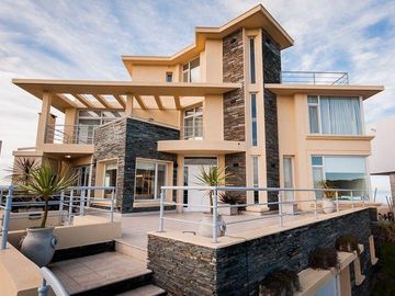 CASA CARILO FRENTE AL MAR  ENERO 2023