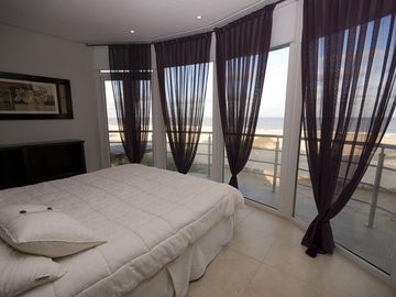 CASA CARILO FRENTE AL MAR  ENERO 2023