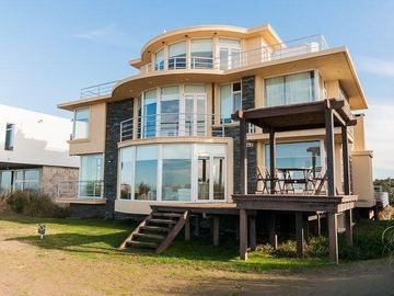 CASA CARILO FRENTE AL MAR  ENERO 2023