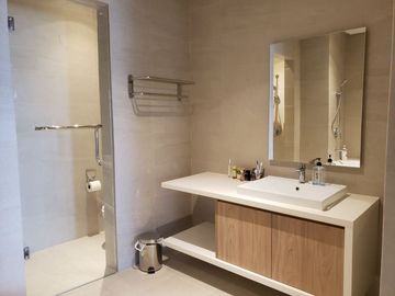 Spacious 2BR Penthouse in Ortigas Center