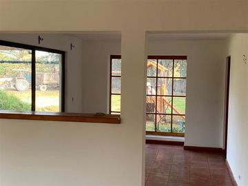 AP765 210 m2 en 4000 de terreno, 3D 2B estar y servicios