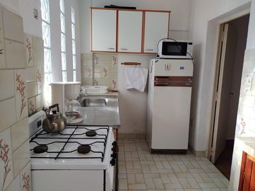 DEPARTAMENTO 2 DORMITORIOS, EN EDIFICIO FRENTE AL MAR