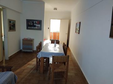 DEPARTAMENTO 2 DORMITORIOS, EN EDIFICIO FRENTE AL MAR